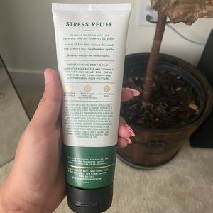 Bath and Body Works Stress Relief Moisturizing Body Cream